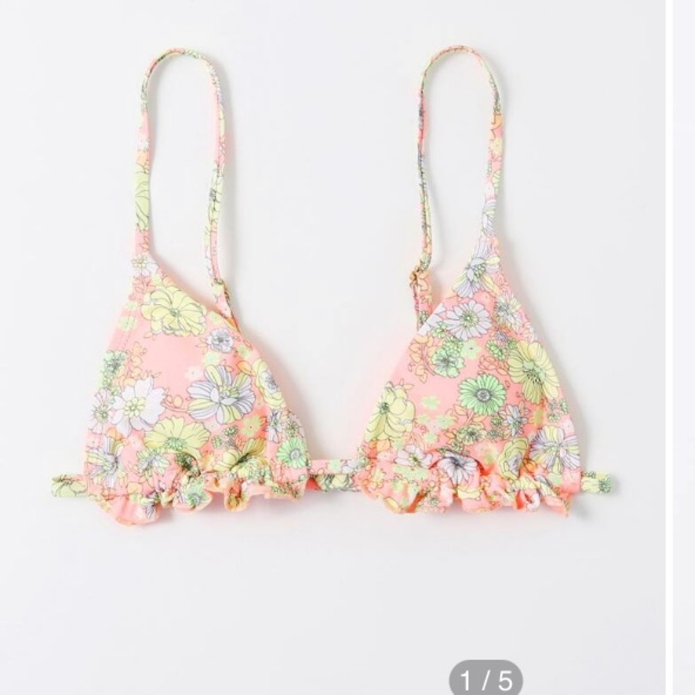 FLORAL PINK BIKINI TOP WITH RUFFLES